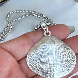 Lang Silber Muschel Anhänger Toggle Silber Halskette, handgemachter benutzerdefinierter Schmuck