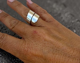 Anillo llamativo, anillo grueso, anillo de plata retorcido, anillo ancho, anillo de plata atrevido, anillo extragrande, anillo, regalo para mujer