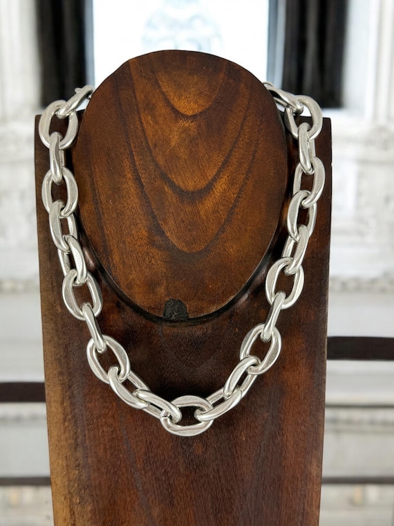 Chunky Silver Chain Necklace – Big Oval Links – Toggle Clasp