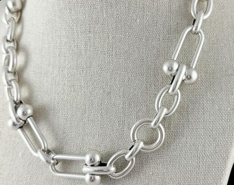 Collar de eslabones esculturales gruesos: cadena de plata llamativa con diseño único y longitud ajustable - gargantilla llamativa