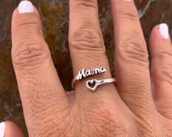 Anello in argento pensato per regalare alla mamma, ricordo indimenticabile per le mamme, anello a doppia fascia aperto stile boho, anello in argento cuore madre,