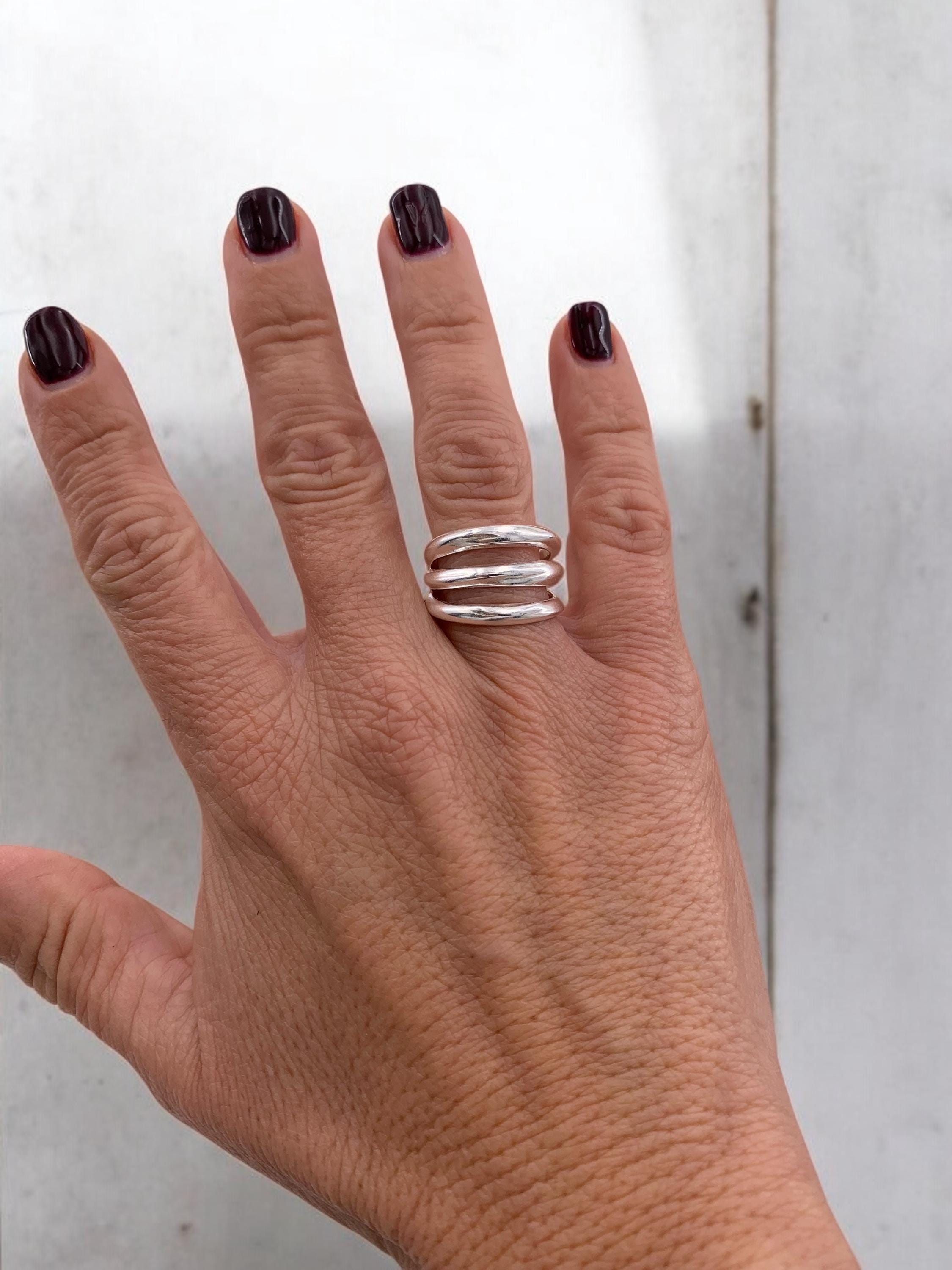ヴィンテージ!Silver Chunky Tapered Band リング Triple Layer Silver Shiny Modern Style Chunky Ring Ideal for