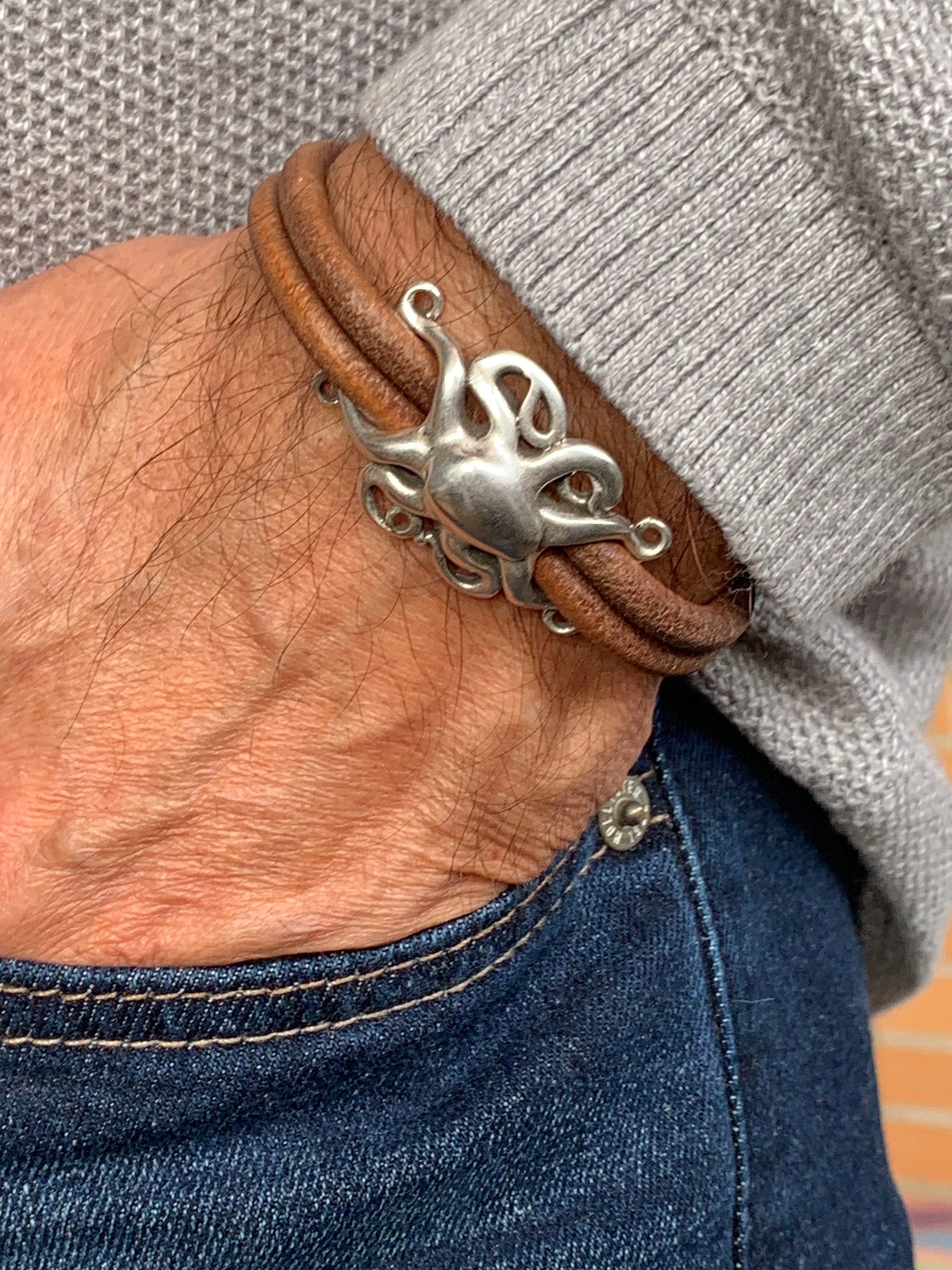 Mens leather hotsell surfer bracelets