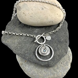 Statement circle pendant chunky silver chain toggle necklace, sisters gift, girlfriend unique birthday present, silver chain toggle necklace