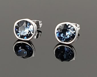 Swarovski Crystal sparkling Stud silver Earrings