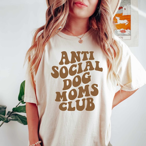 Camiseta Anti Social Dog Mom Club Comfort Colors®, camiseta estética, camiseta Trendy Mom, regalo para Dog Mom, Anti Social Social Club