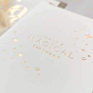Carte d'anniversaire pour elle, passez un anniversaire magique, carte d'anniversaire en or, carte d'anniversaire moderne