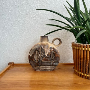 Beautiful mid century home accessories.