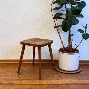 Mid Century 50s 60s vintage stool.