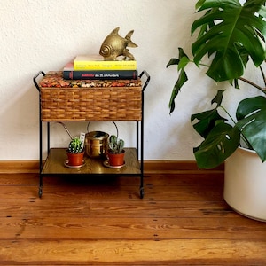 Beautiful small mid-century 50s/60s sewing box made of rattan and a wooden shelf.