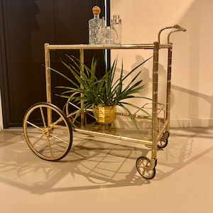 ハリウッド リージェンシーの竹製ゴールド バー カート - Pho Bamboo。