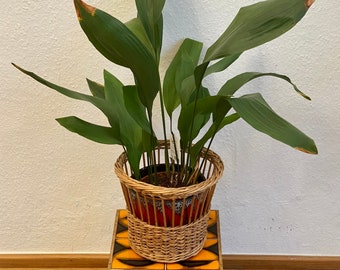 Mid Century 50s 60s flower stool with a tiled top (without decoration).