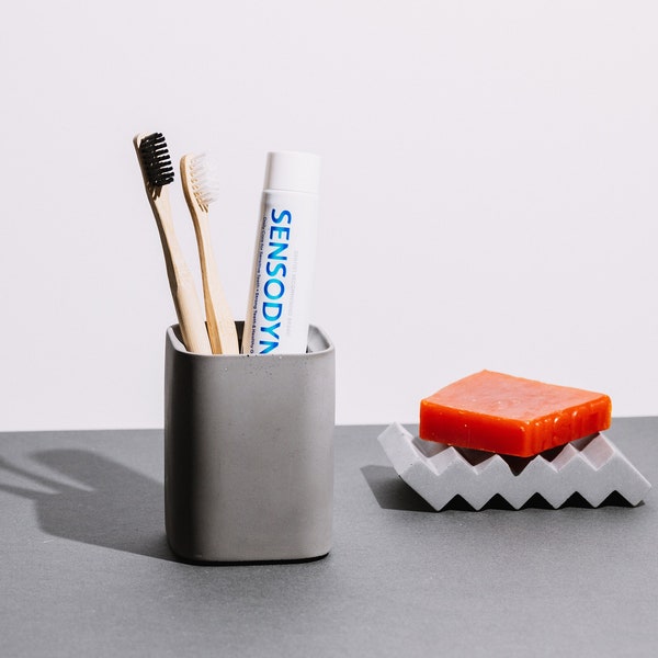 Concrete Toothbrush Holder - Modern Edge Shaped | Minimalist Pen / Makeup Brush Cup | Modern Cement Holder | Stationary Pencil Storage Pot