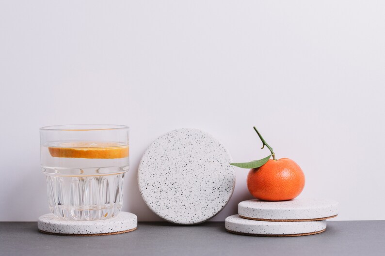 Set of 2 Concrete Terrazzo Coasters Cup / Mug Handmade Concrete Coaster Circle Jesmonite Modern Cup Coasters Beton Decor image 6