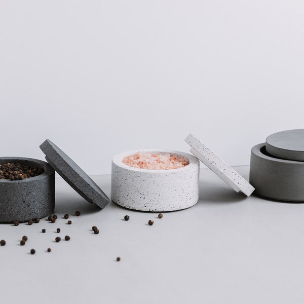 Concrete Jesmonite Salt and Pepper Pot | Cement Salt Pinch Bowl | Grey/White/Graphite Kitchen Storage Dishes | Concrete Salt or Pepper Bowl
