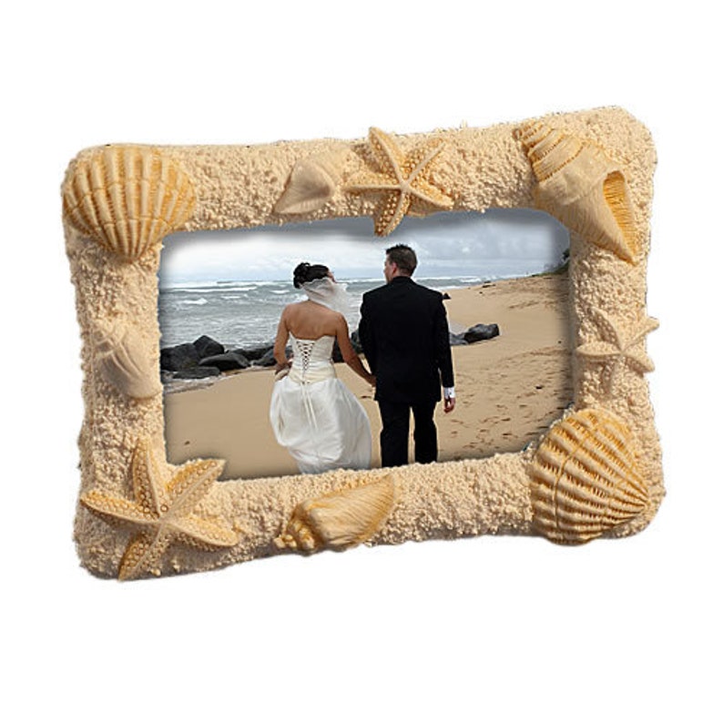 Beach Themed Place Card Photo Frame in Gift Box w/ Optional Personalized Tags or Stickers, Seashell Frame, Nautical Place Card Holder 16415 image 4