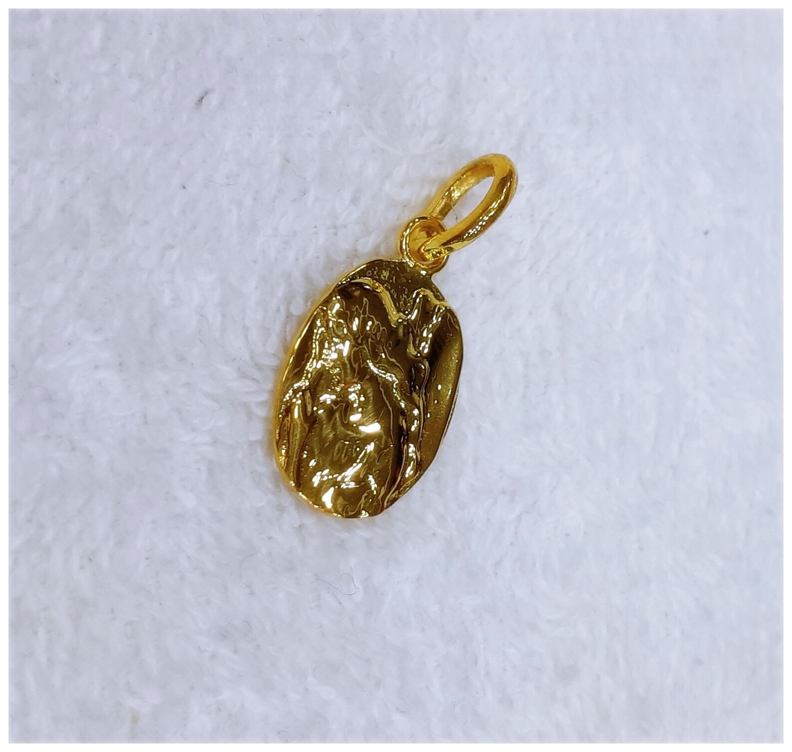 Stainless Steel Gold Little Angel Round Pendant With 24" Box Chain – 31g – E482