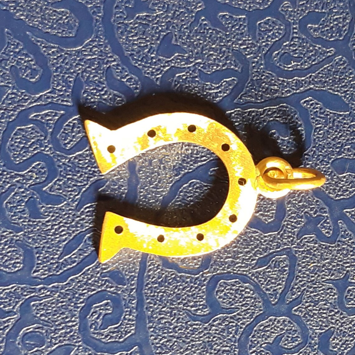 24k solid gold horse shoe pendant 999 purity by Esther Lee Etsy