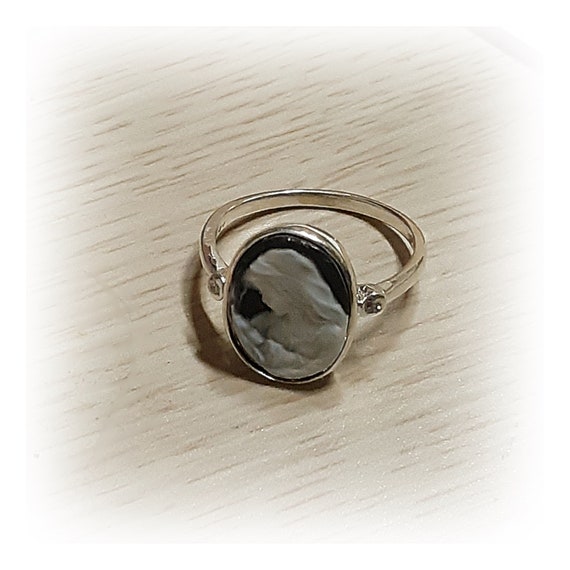 925 Silver Mother and Child Cameo Ring by Esther Lee - Etsy