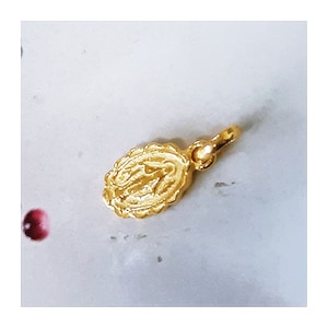 24k solid gold dainty miraculous  medal, Mother Mary by estherleejewel 999 purity 1.6gram