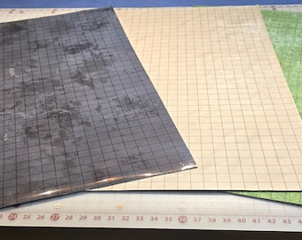 DRY/WET ERASE Mats - 24&quot; x 36&quot; - Rubber backed so that they lie flat