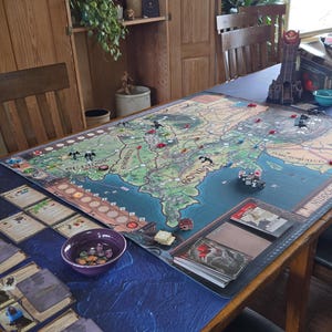 Pre-ordine: tappetino da gioco LoTR Fate of the Fellowship 41,25" x 35,5" - Aggiornamento non ufficiale