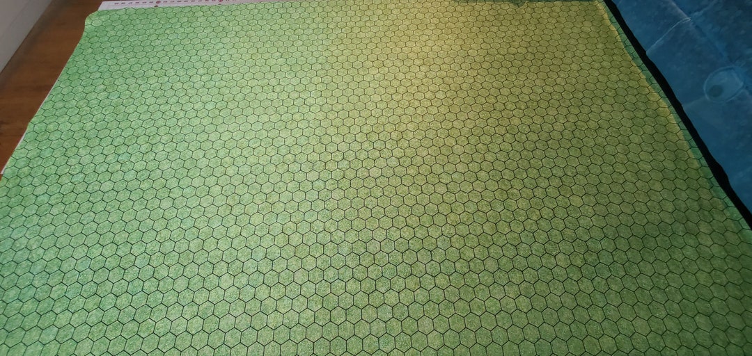 1 / 25mm Hex Grass Play Mat / Gripmat Multiple Sizes Perfect for