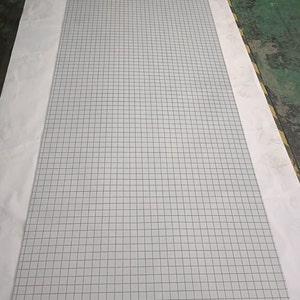 Elfenbein-Weiße Spielmatte mit 2,5 cm Gitterrost Perfekt für D&D, Pathfinder, Gloomhaven, und mehr! Trocken- und Nassabwischbar