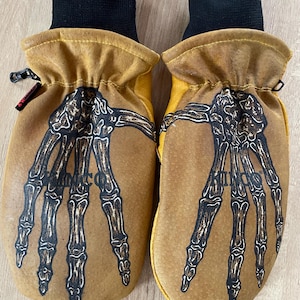 Skeleton Bones Kinco Custom Ski and Snowboard Gloves