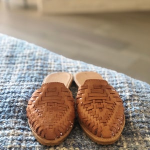 tan huaraches men