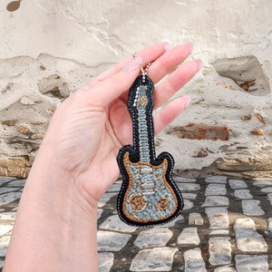 Steampunk Guitar key fob digital ITH embroidery design