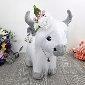 Highland Cow plush white and gray