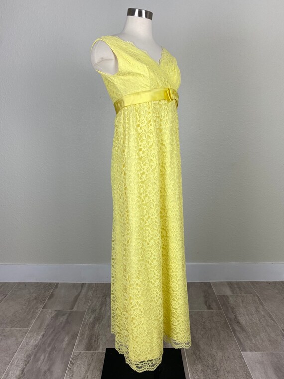 Size XS | Vintage 1960s 60s Yellow Sleeveless Lac… - image 4