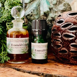 Emerald Cypress CO2 Callitris columellaris Supports Respiratory Skin Conditions Meditation Fresh Mint Pine Scent Murray River Cypress Pine 5 Milliliters