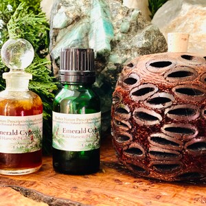 Emerald Cypress CO2 Callitris columellaris Supports Respiratory Skin Conditions Meditation Fresh Mint Pine Scent Murray River Cypress Pine 15 Milliliters