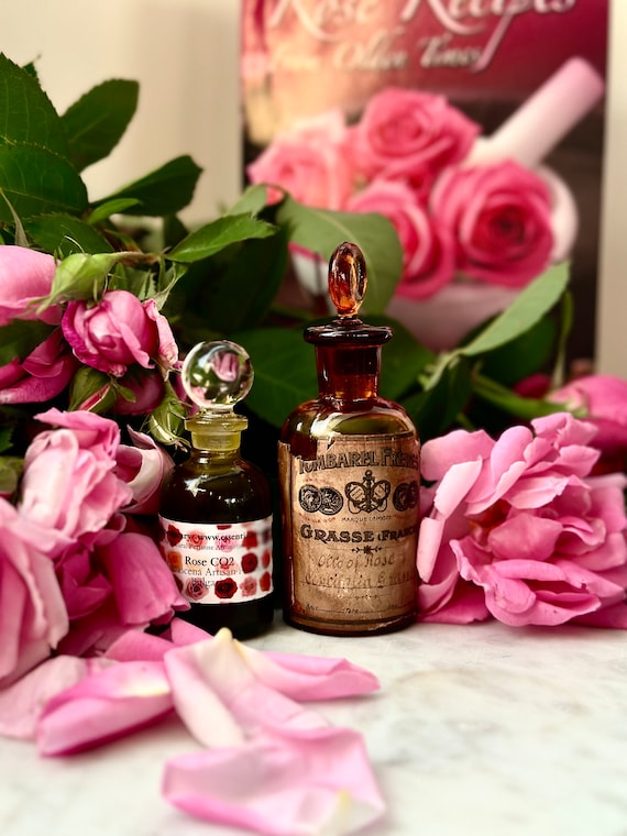 ローズCO2オイル Rosa x damascena CO2 ブルガリア産ダマスクローズ