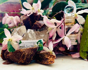 Jasmine auriculatum Cera floral India Producción artesanal Notas de jazmín picante Oleaceae Juhi Flower Jasminum Molle Indian Jui Soliflore DIY