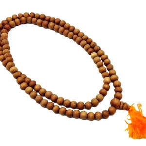 108 Bead Sandalwood Mala – Natural Chandan Yoga Meditation Prayer Beads, Handmade Hindu Japa Mala Necklace, Spiritual Rosary Gift