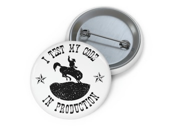 Lustiger Codier Pin für Laptop Hülle, kleines Geschenk für Programmierer, Pin lustig rund, Pin lustiger Nerdy, Software Engineer Pin