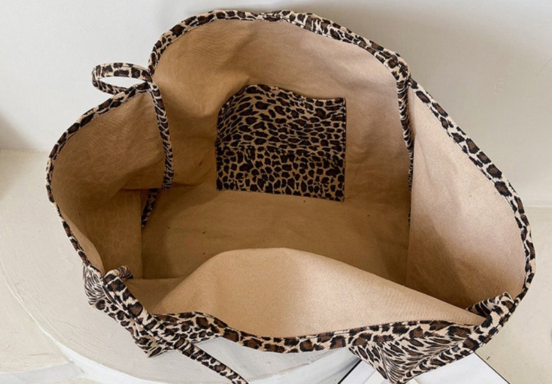 Große Wiederverwendbare Tasche, Leopard print Schultergurttasche, Eco Tragetasche, Oversized Canvas Tasche, Alltägliche Große Tasche, Casual Daily Handtasche Bild 9