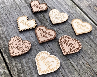 Badge en bois personnalisable Coeur / Engraved wood pin's / Gravure personnalisée / Mariage / Porte-clé / Cadeau