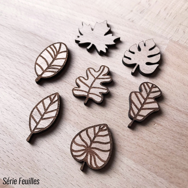 Flower Wood Leaf Theme Badge Engraved wood pin/'s Nature Leaf Tree