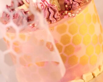 Honeycomb Cake Stencil: Reusable Geometric Decorating Tool