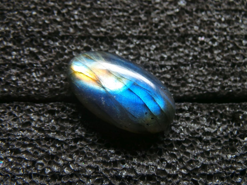 Multi Labradorite Cabochons Oval Shape Labradorite Loose Gemstone-Labradorite Gemstone-Labradorite Jewellry Size-31.5x16.5x11.5 mm-JC-3119