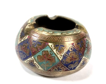 Vassoio portacenere in ottone smaltato blu con fiori in cloisonné cinese antico Vtg