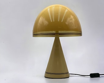 Mushroom 70s Lamp iGuzzini Baobab - Zeldzaam Space Age Design Light - Oker Plastic Tafellamp - Iconische Vintage Verlichting Made in Italy