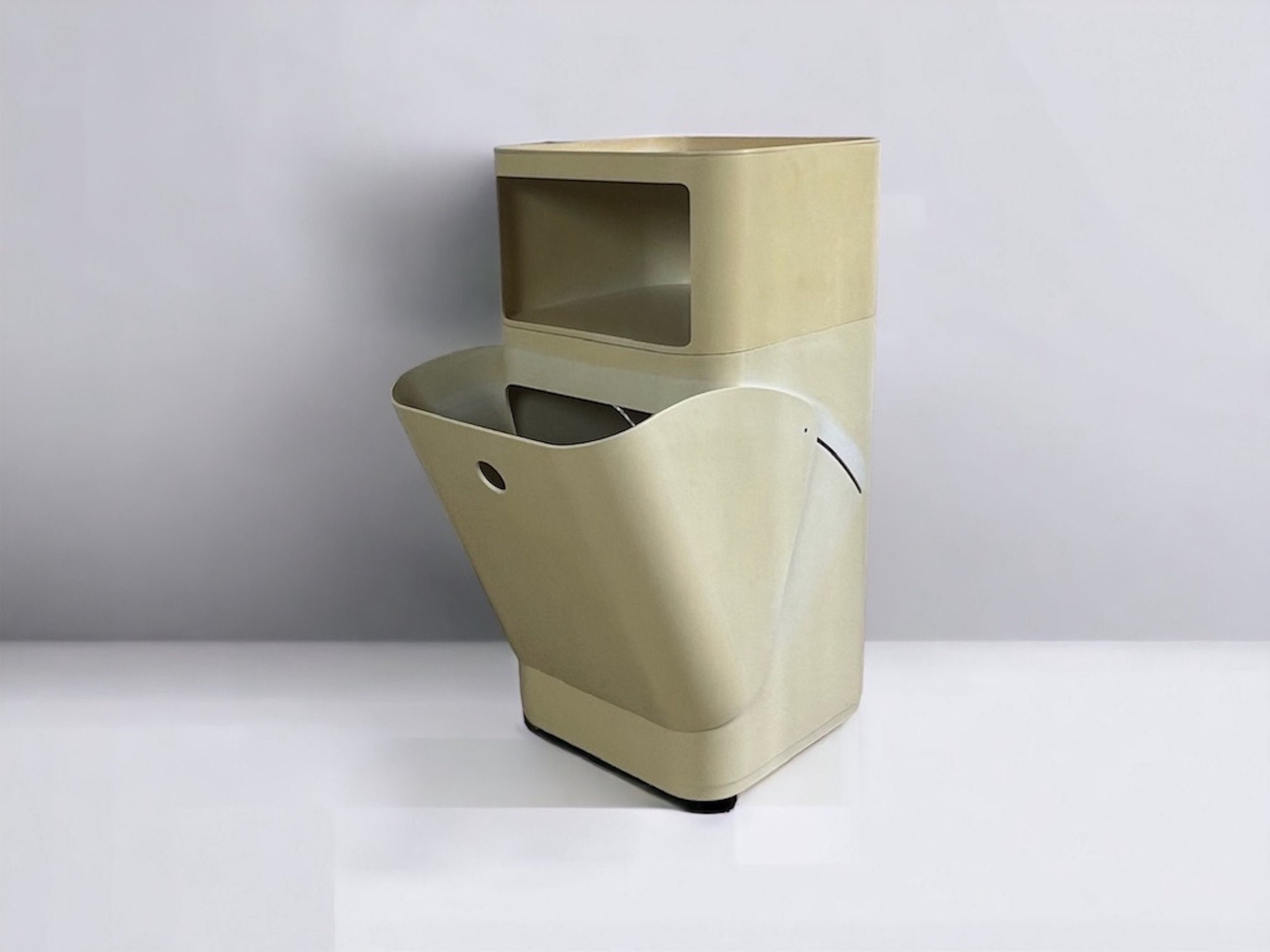 Rare Kartell Laundry Basket Container - Anna Castelli Ferrieri