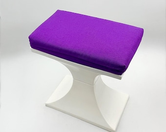 Space Age Plastic Stool by Flair: 1970s design in White and Purple