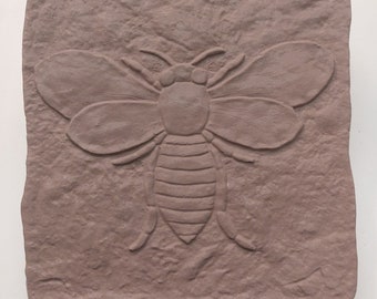 Bee Steppingstone Garden Art Flower Rustic Insect Pollinator