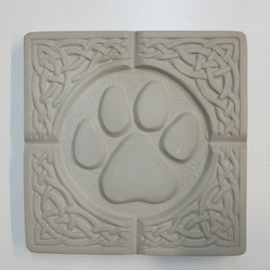 FULL THICKNESS Celtic Paw Steppingstone Garden Art Landscaping